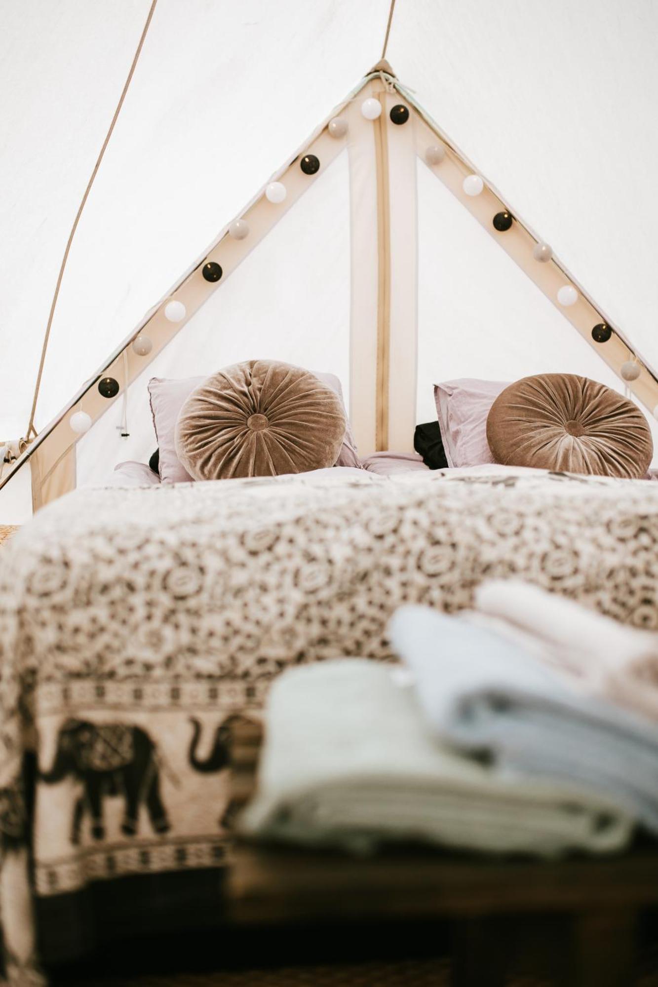 Отель Vaettervy Glamping Хабо Экстерьер фото